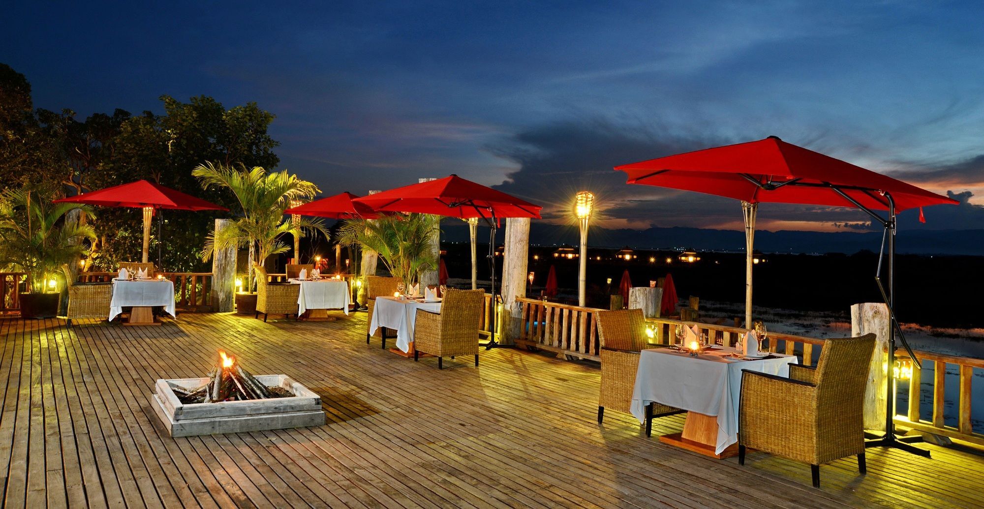 Aureum Palace Hotel & Resort Inle Nyaungshwe Exteriör bild